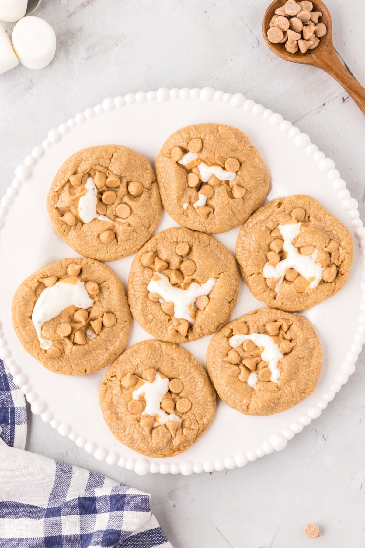 plate of Fluffernutter Cookies