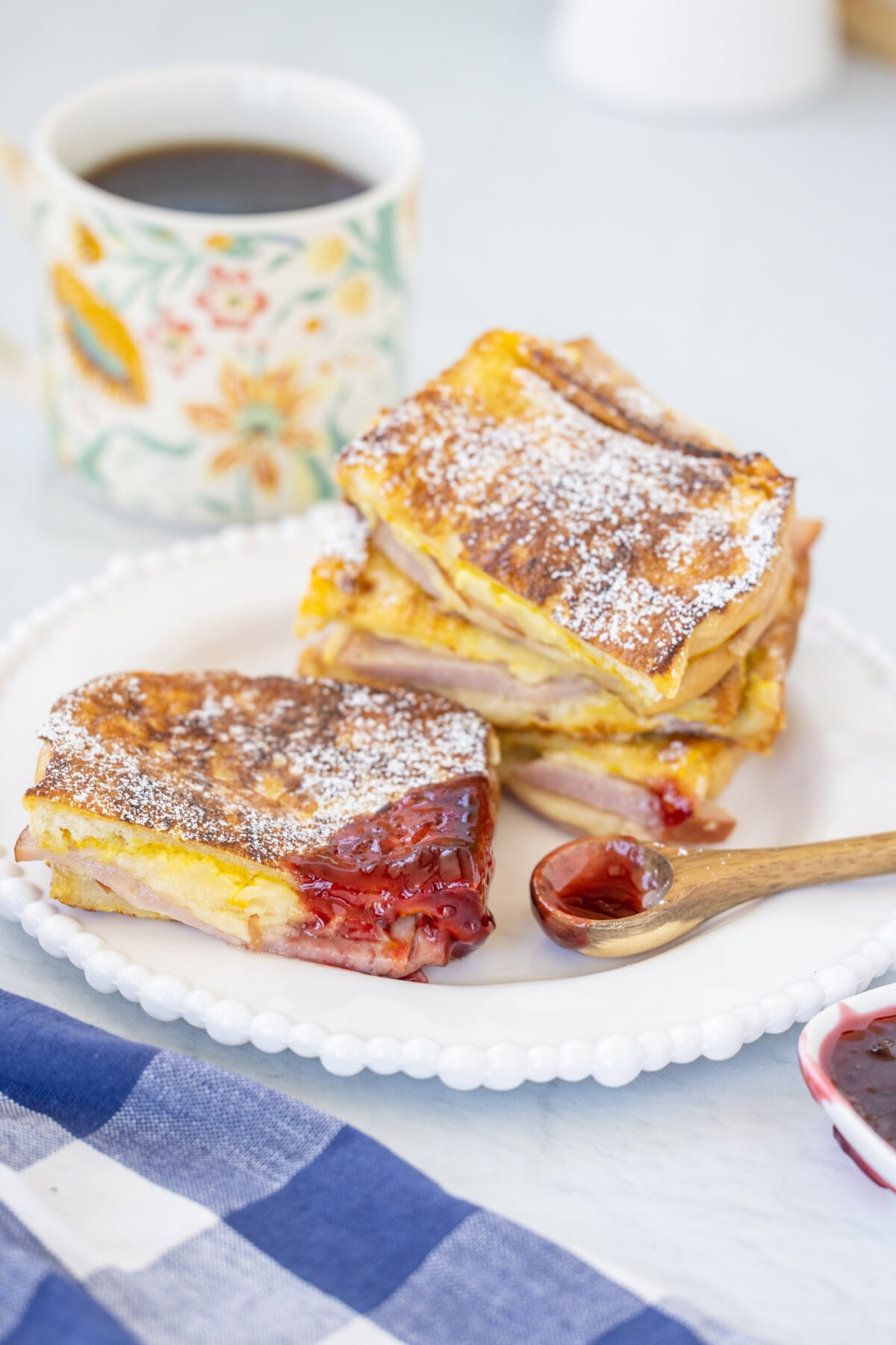 Monte Cristo Sandwich with jam