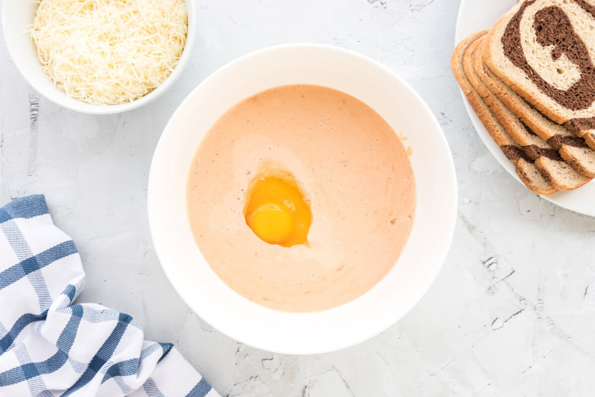 thousand island dressing with egg in a bowl