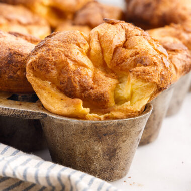 Popovers in a Popover pan