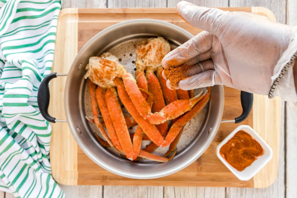 seasoning snow crab legs with old bay
