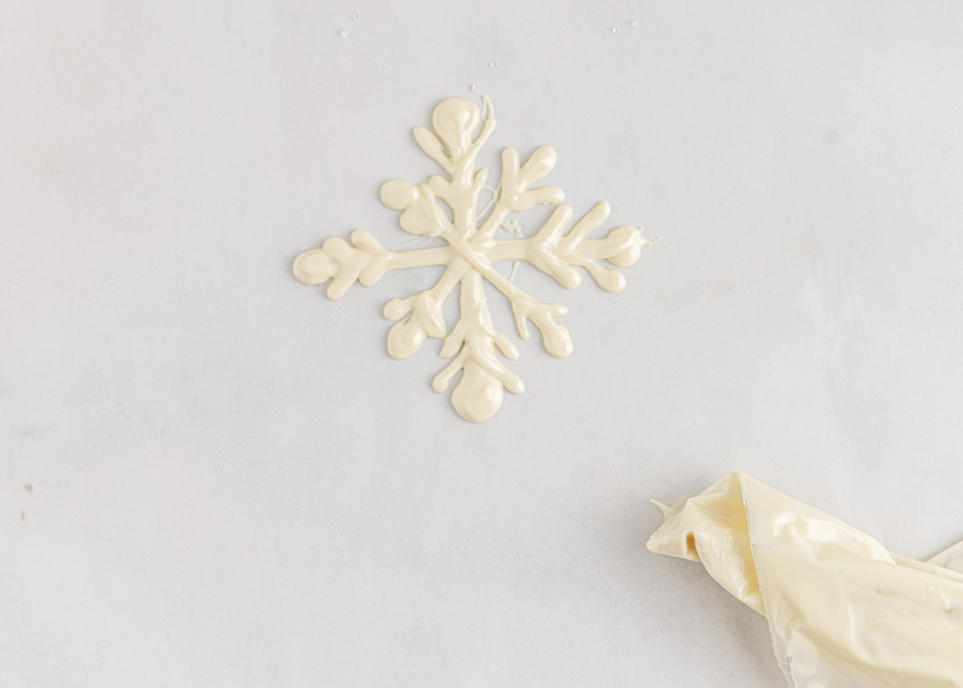 how to make chocolate snowflakes