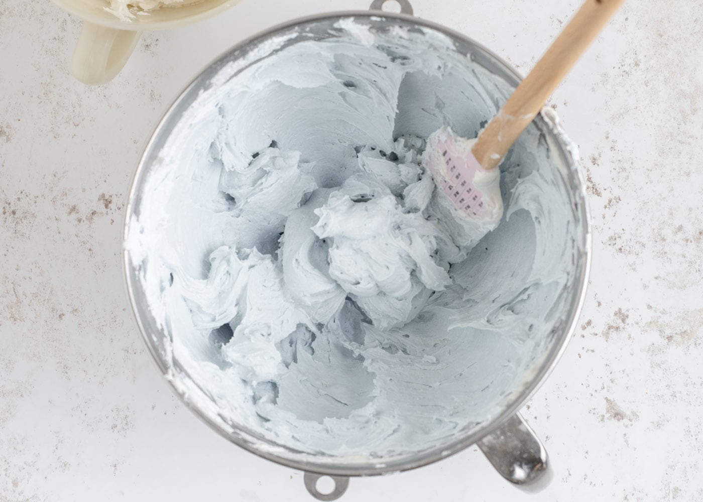 baby blue buttercream frosting