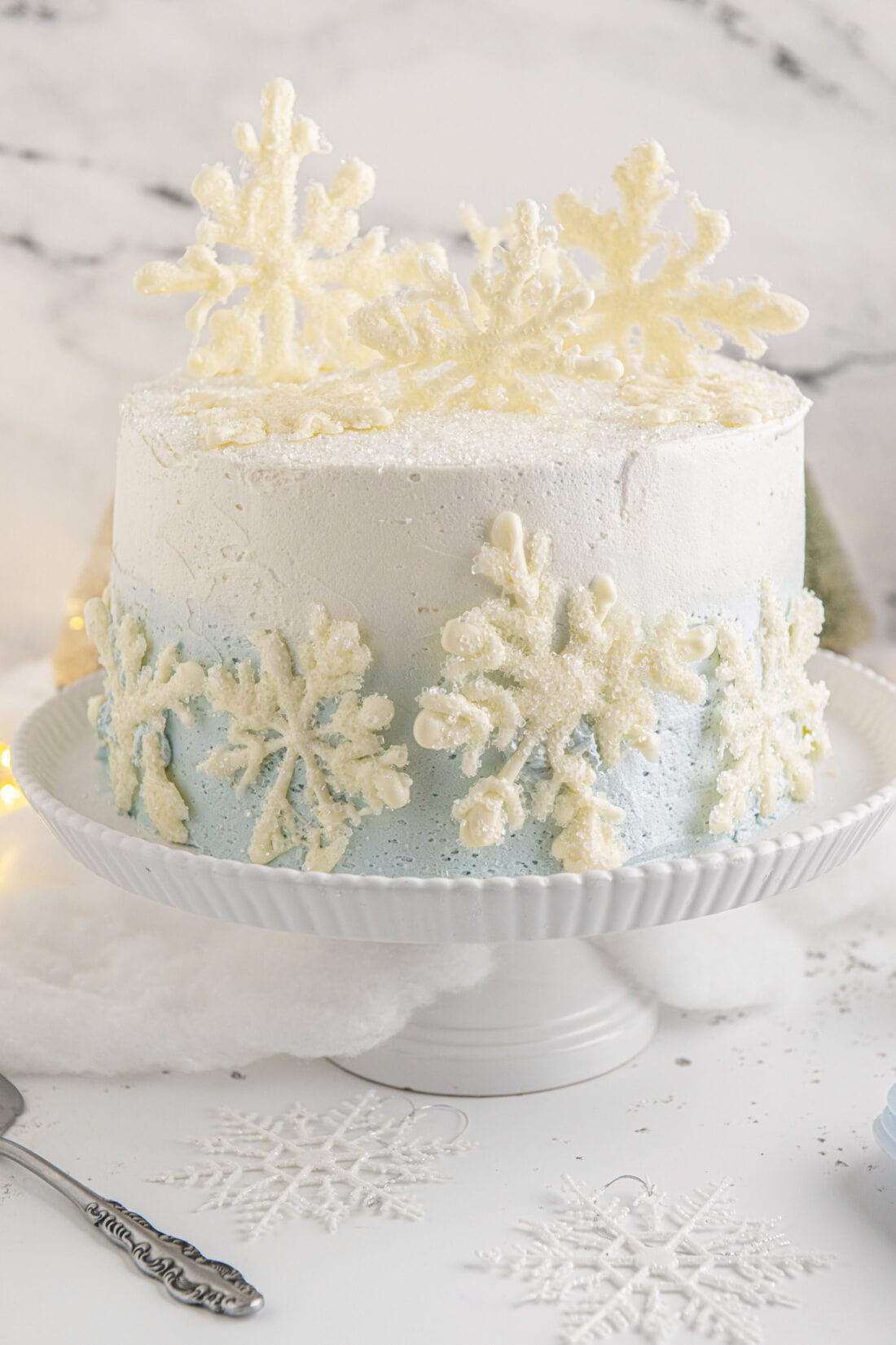 Snowflake Cake on a cake plate