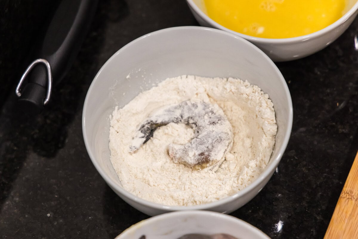 shrimp in a bowl of flour