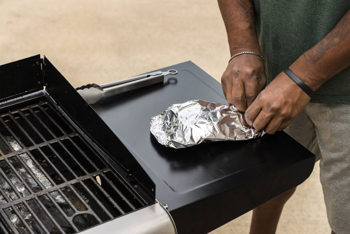 wrapping lobster tail in aluminum foil