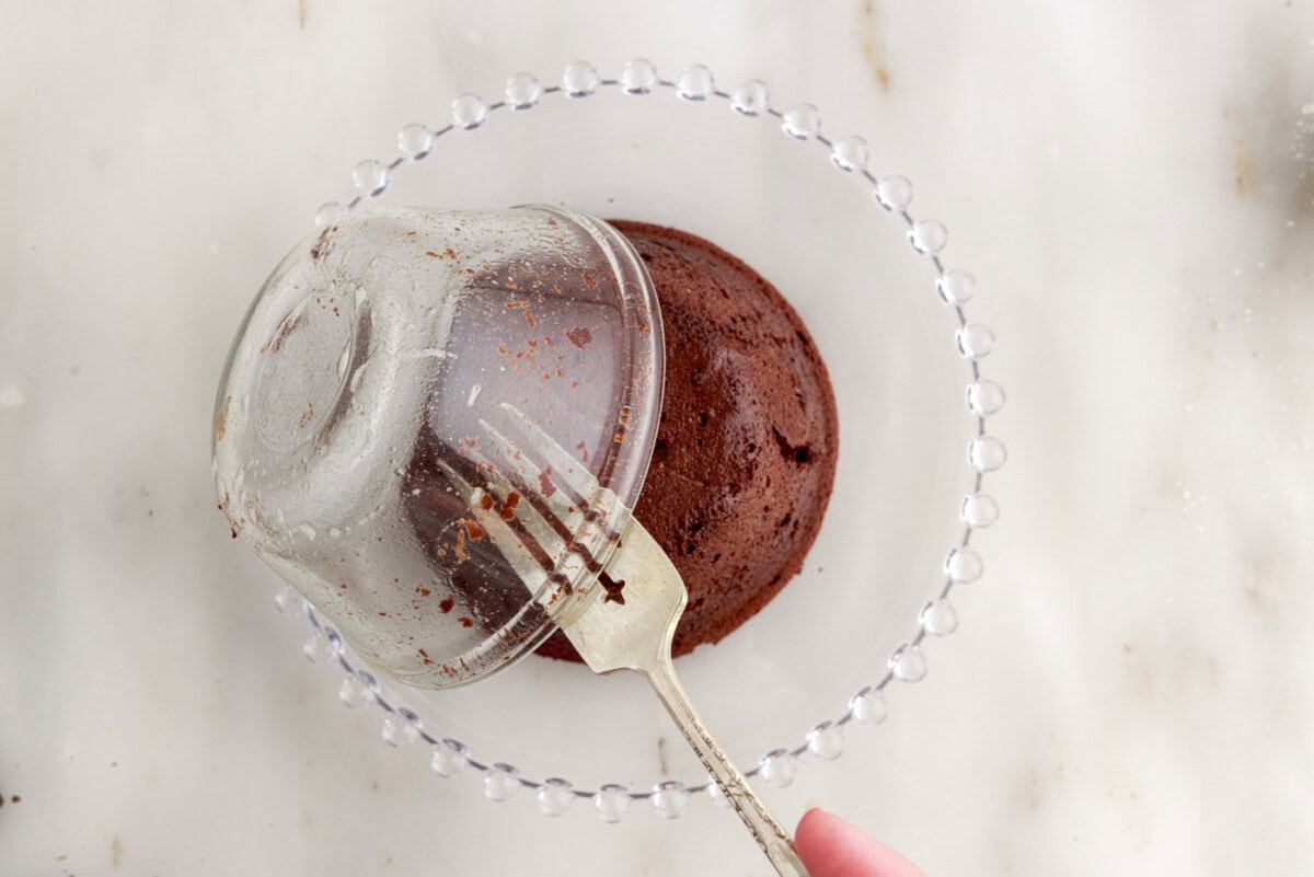 turning lava cakes out of ramekin