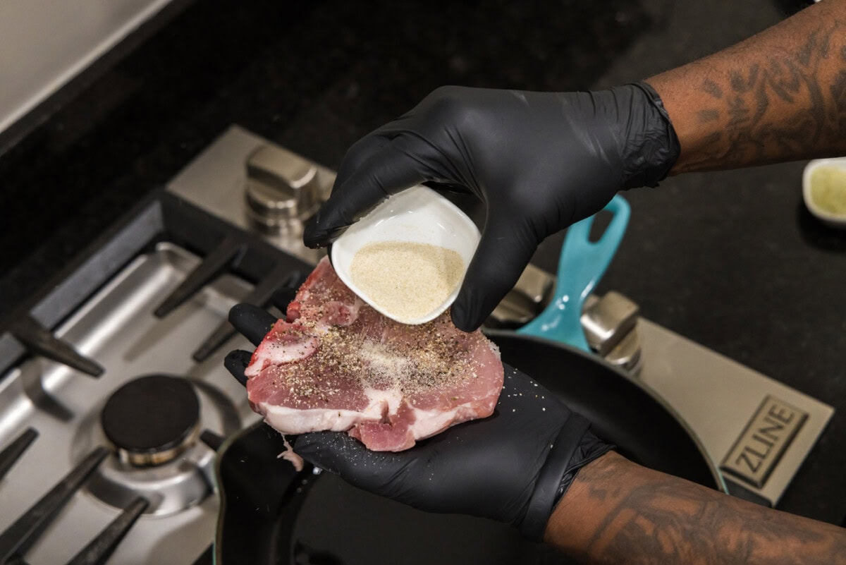 seasoning pork chops