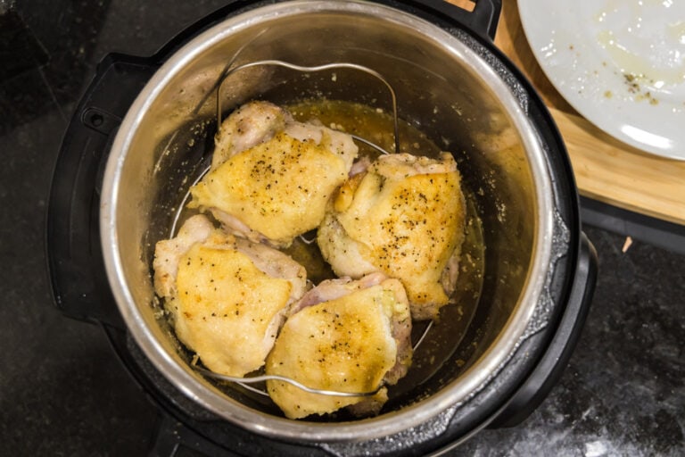 Instant Pot Chicken Thighs - Amanda's Cookin' - Chicken & Poultry