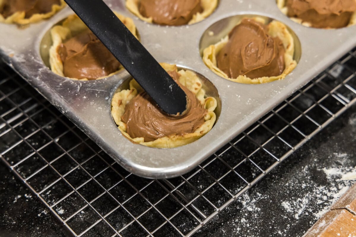leveling french silk pie