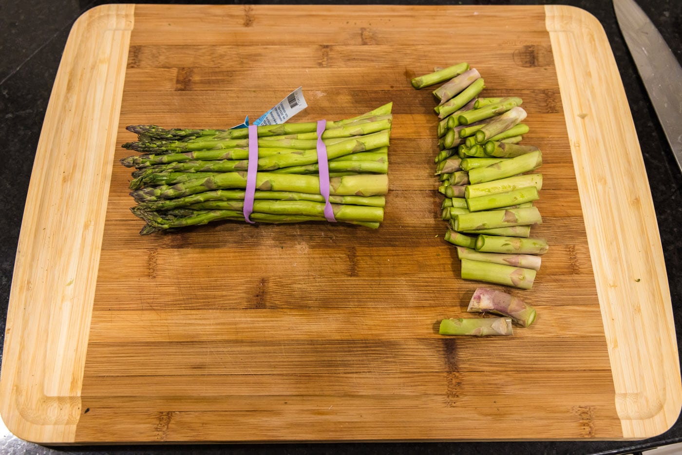trimming the ends off asparagus