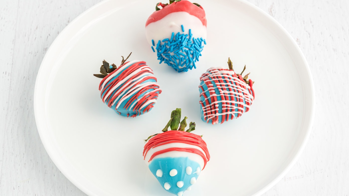 These patriotic chocolate covered strawberries are one of the most simple yet decadent little treats