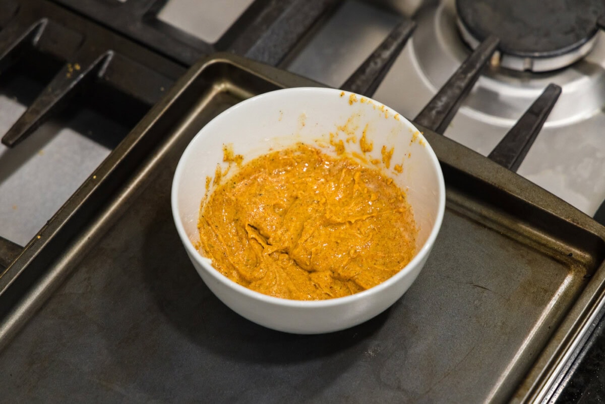 spice rub for vegetables in a bowl