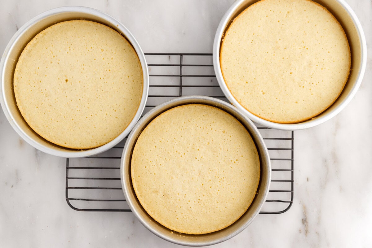 baked coconut cake