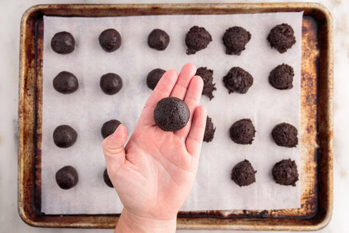rolling oreo mixture into a ball
