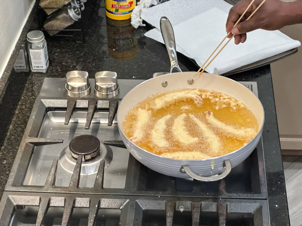 frying battered shrimp in oil