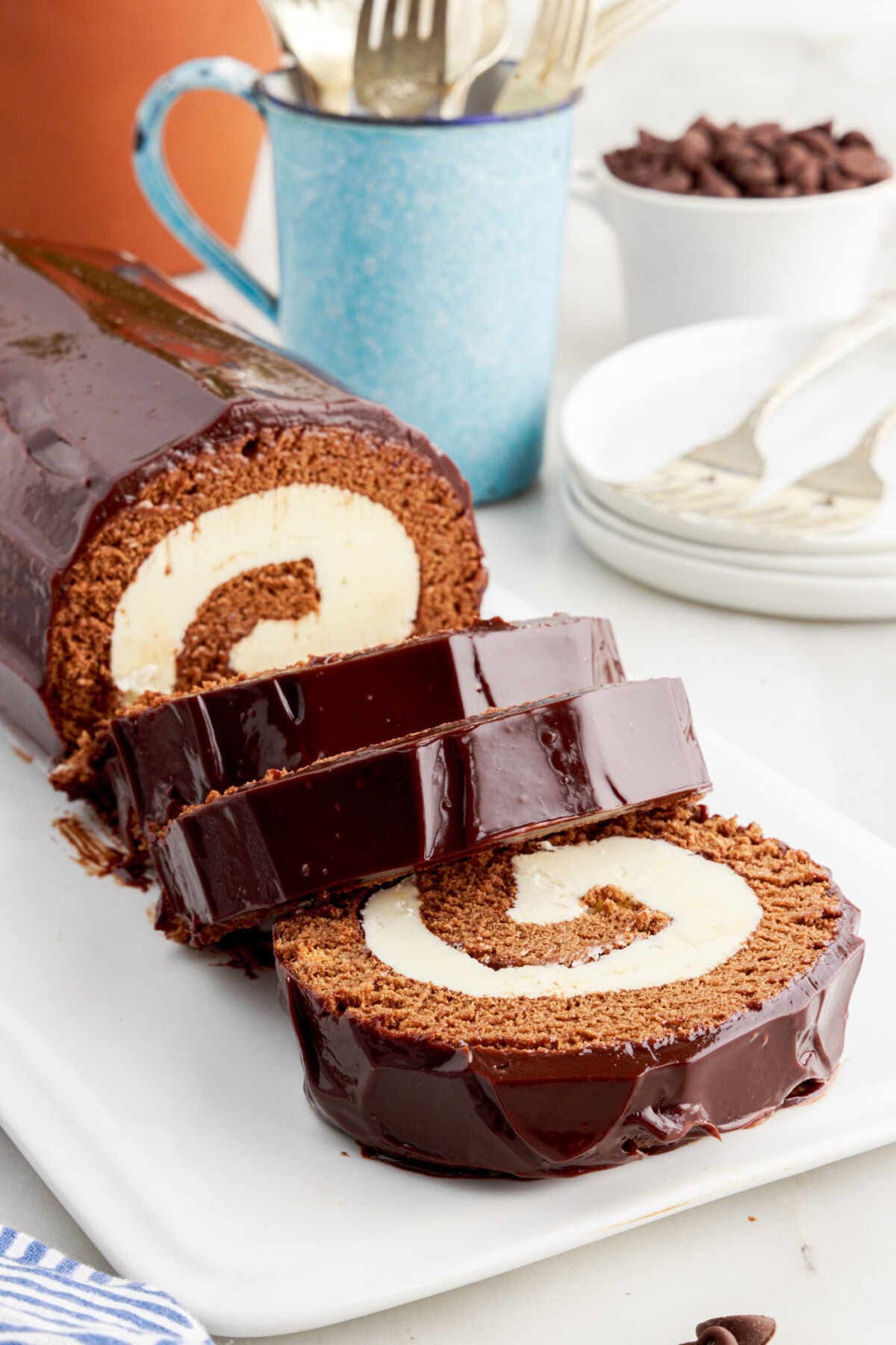 Swiss Roll cut in slices on a platter