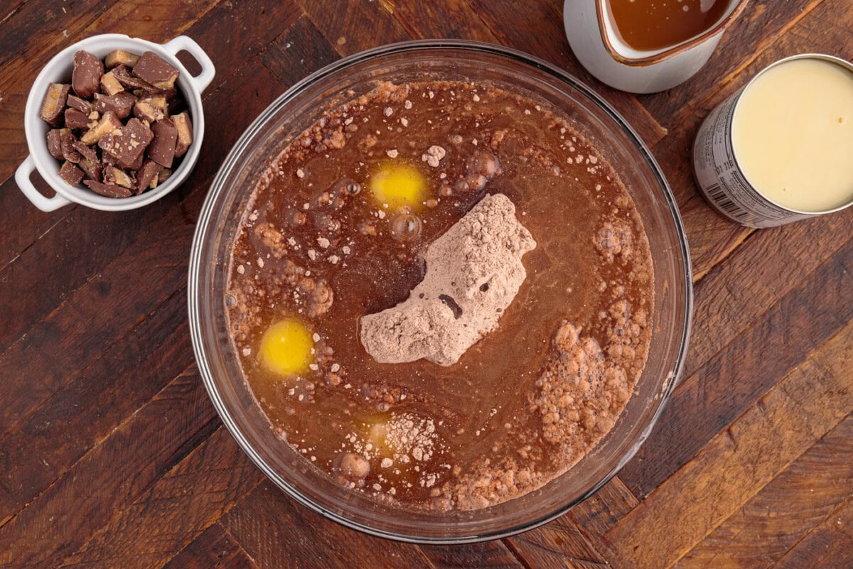 eggs, oil, water, and cake mix in a mixing bowl