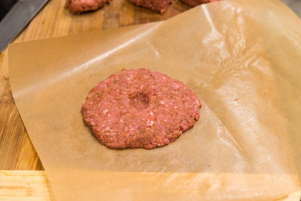 creating an indent in burger patty