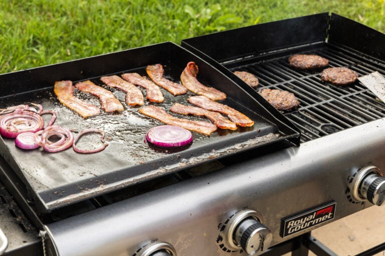 BBQ Bacon Burgers - Amanda's Cookin' - Beef