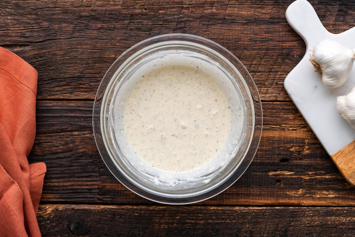 how to make homemade garlic parmesan wing sauce