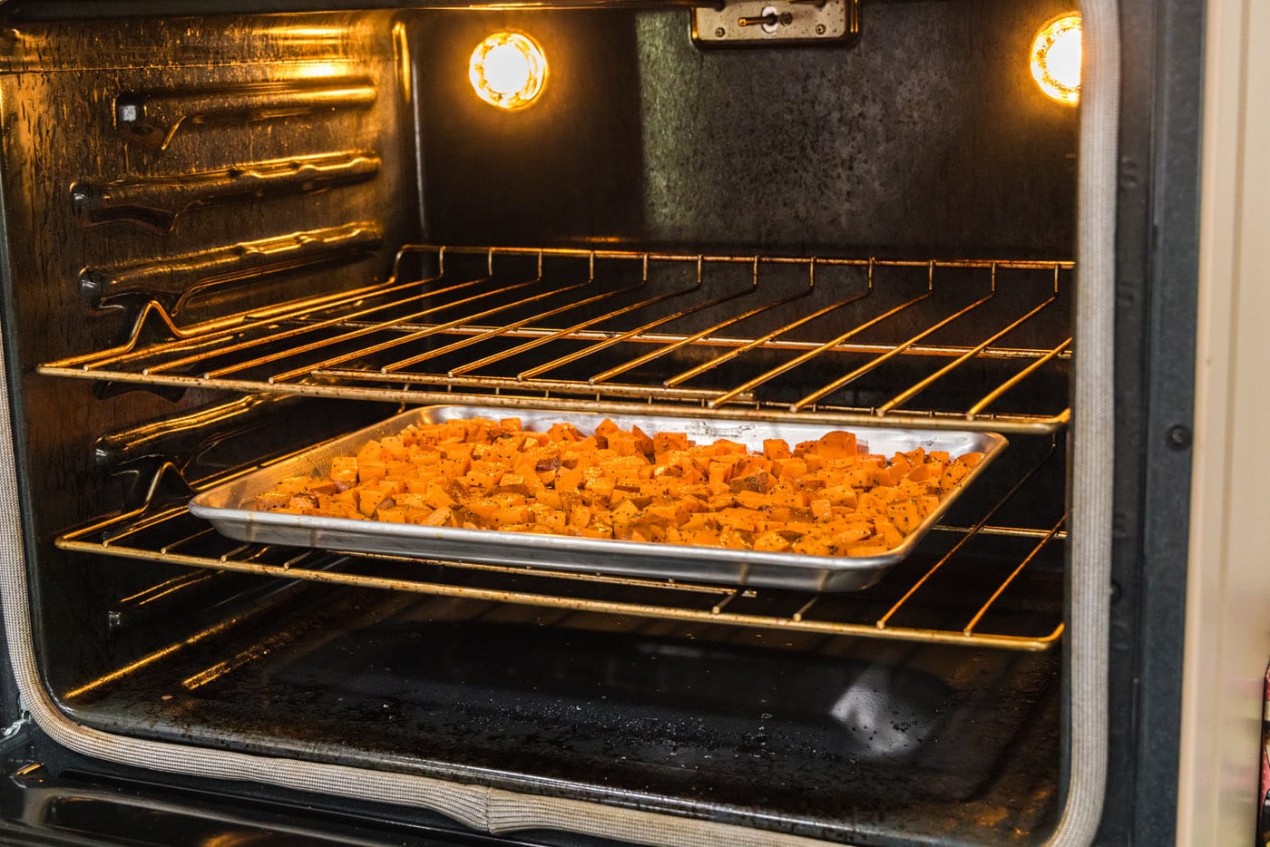 baking sweet potatoes in the oven