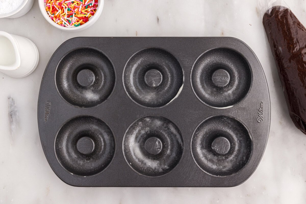 baking pan sprayed with cooking spray with flour