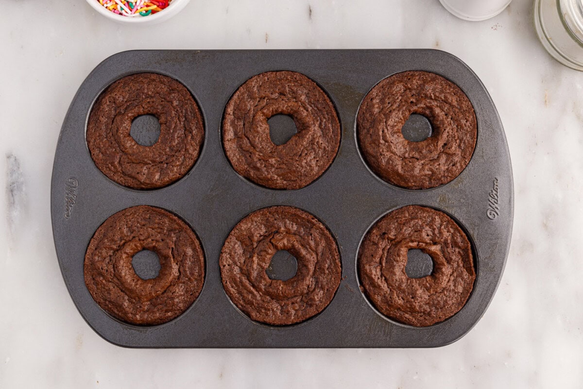 baked bronuts in a pan