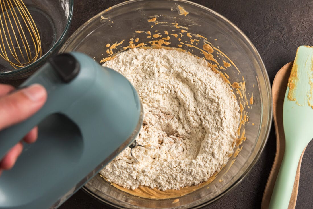 Spider Cookies - Amanda's Cookin' - Halloween