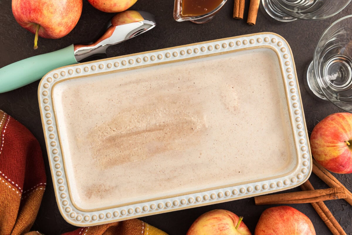 apple cider ice cream in a loaf pan
