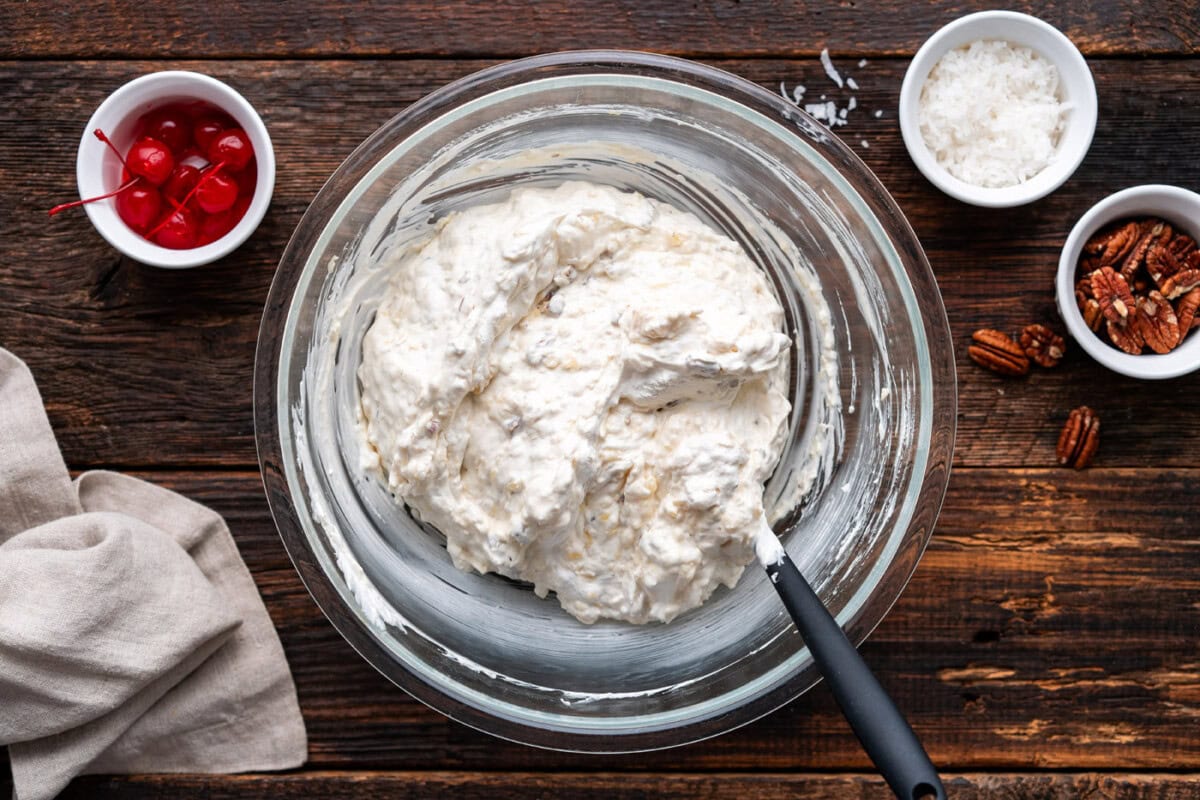 folding cool whip into millon dollar pie