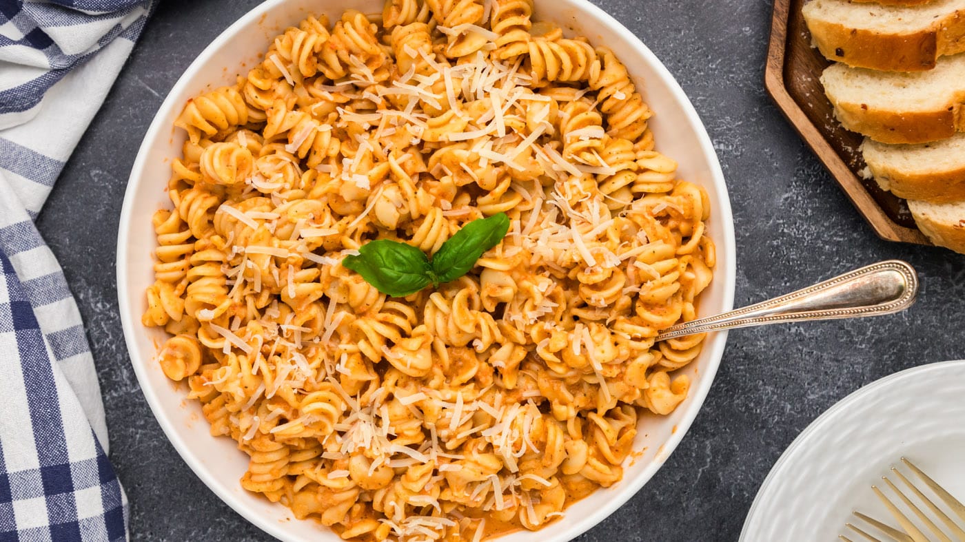 Rich, creamy, and over the top delicious - this vodka sauce recipe brings the pasta game to an entir