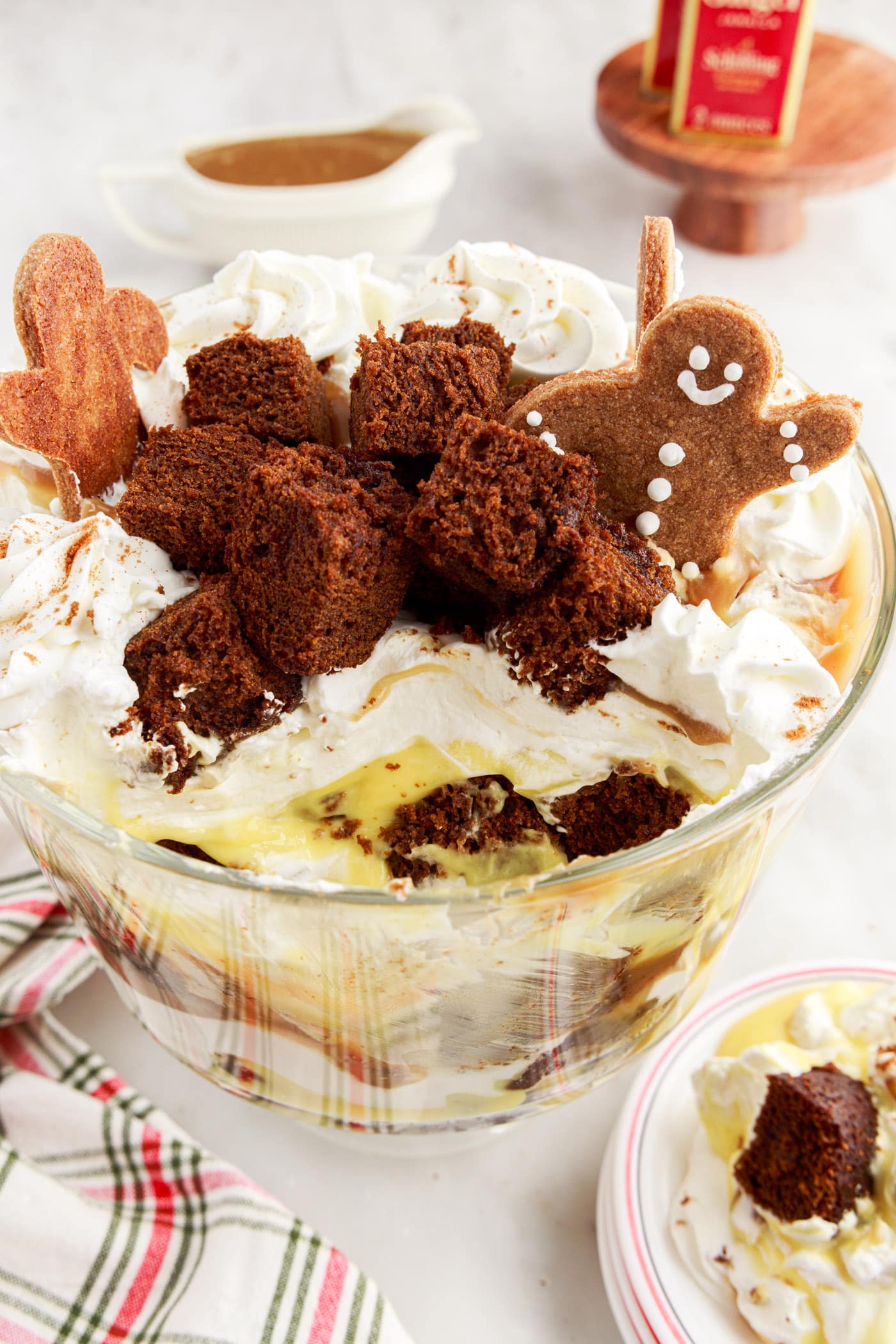 Gingerbread Trifle Amandas Cookin Trifles And Parfaits 2271