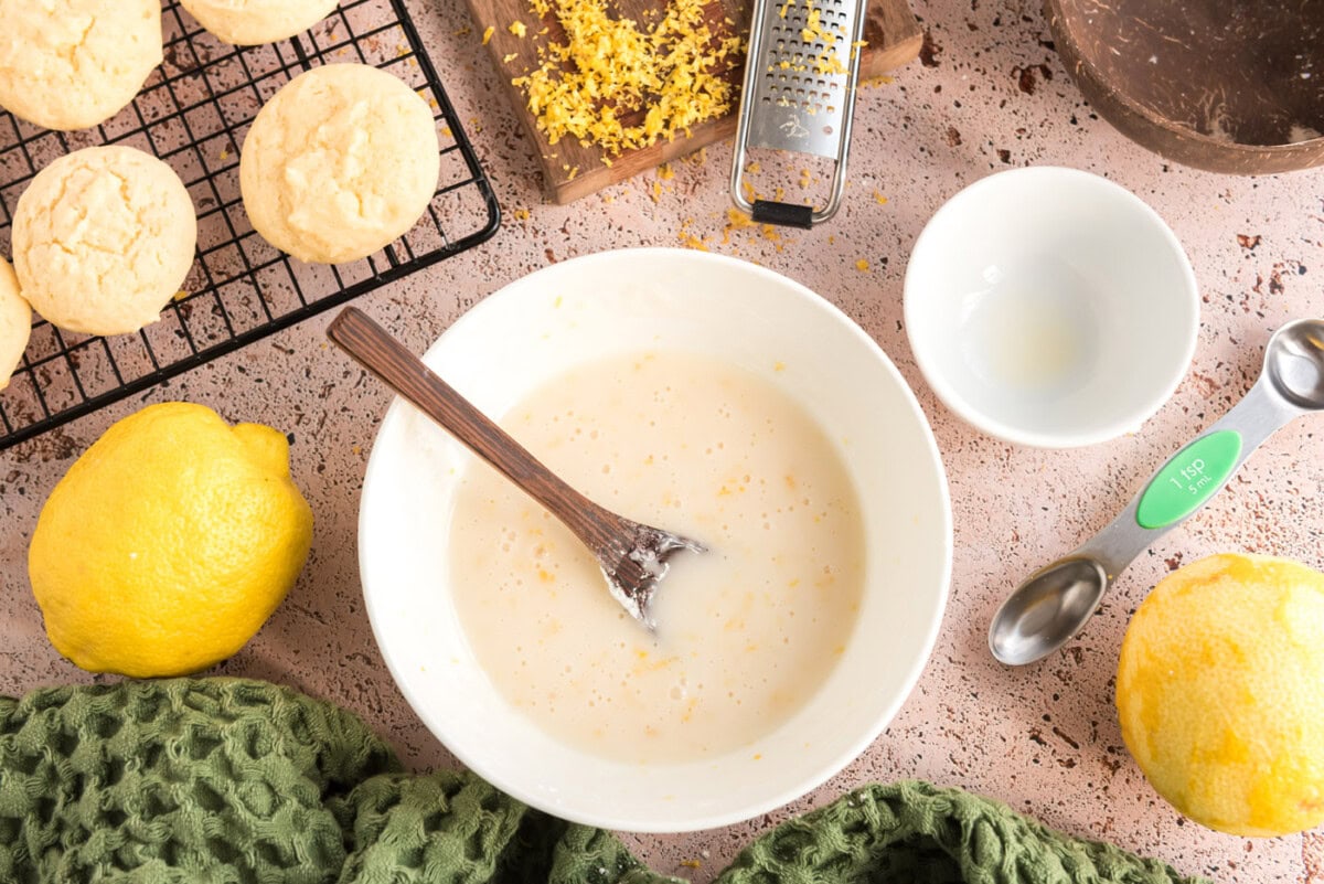 easy lemon glaze with zest