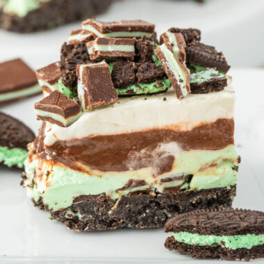 Close up photo of a Mint Chocolate Dream Bar on a plate