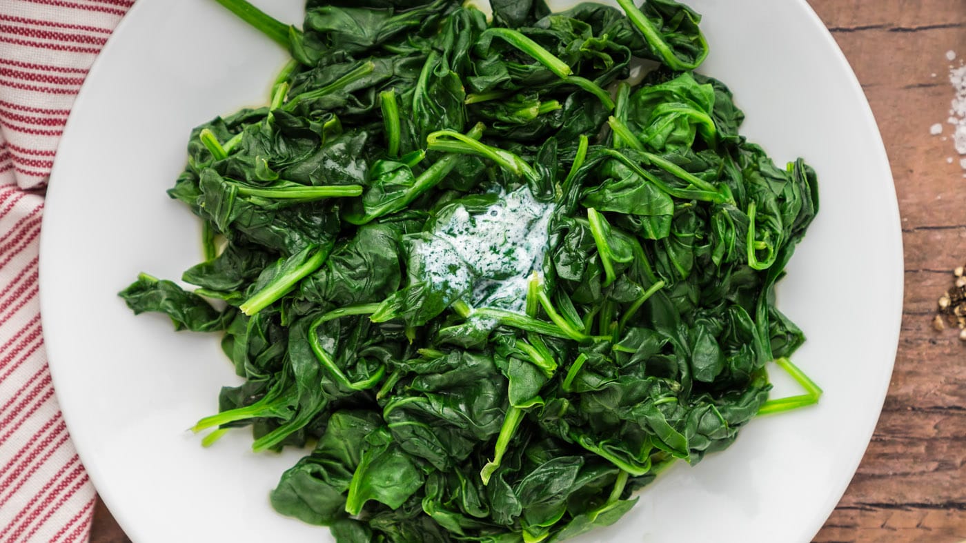 Steamed Spinach - Amanda's Cookin' - Vegetables