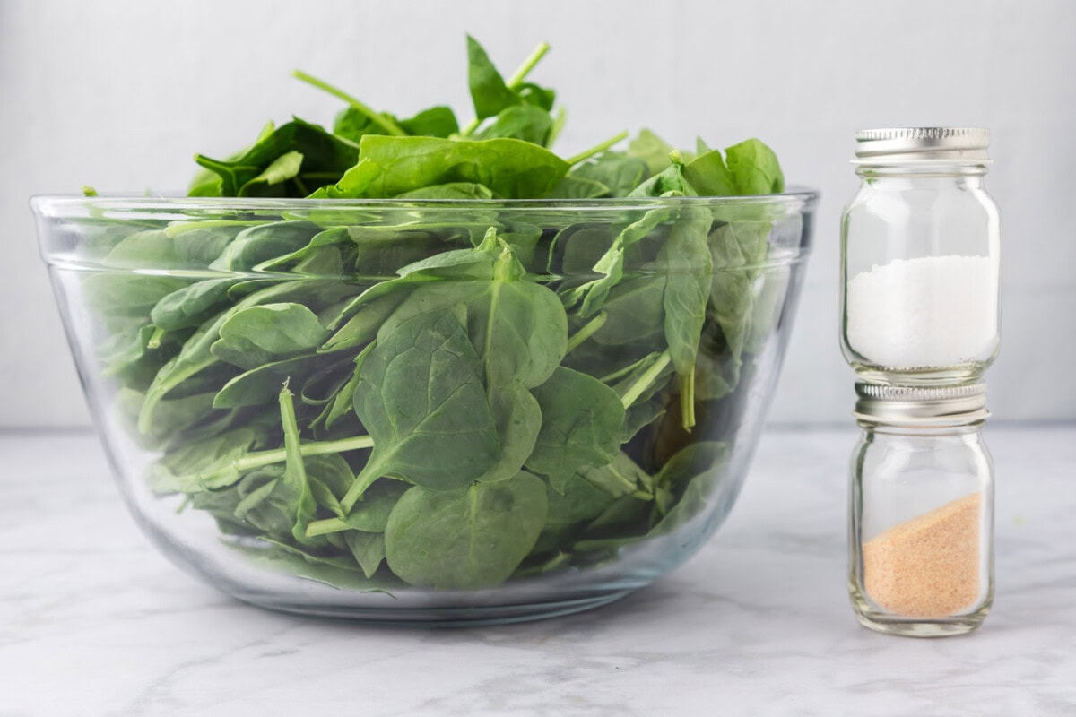 Ingredients for Steamed Spinach
