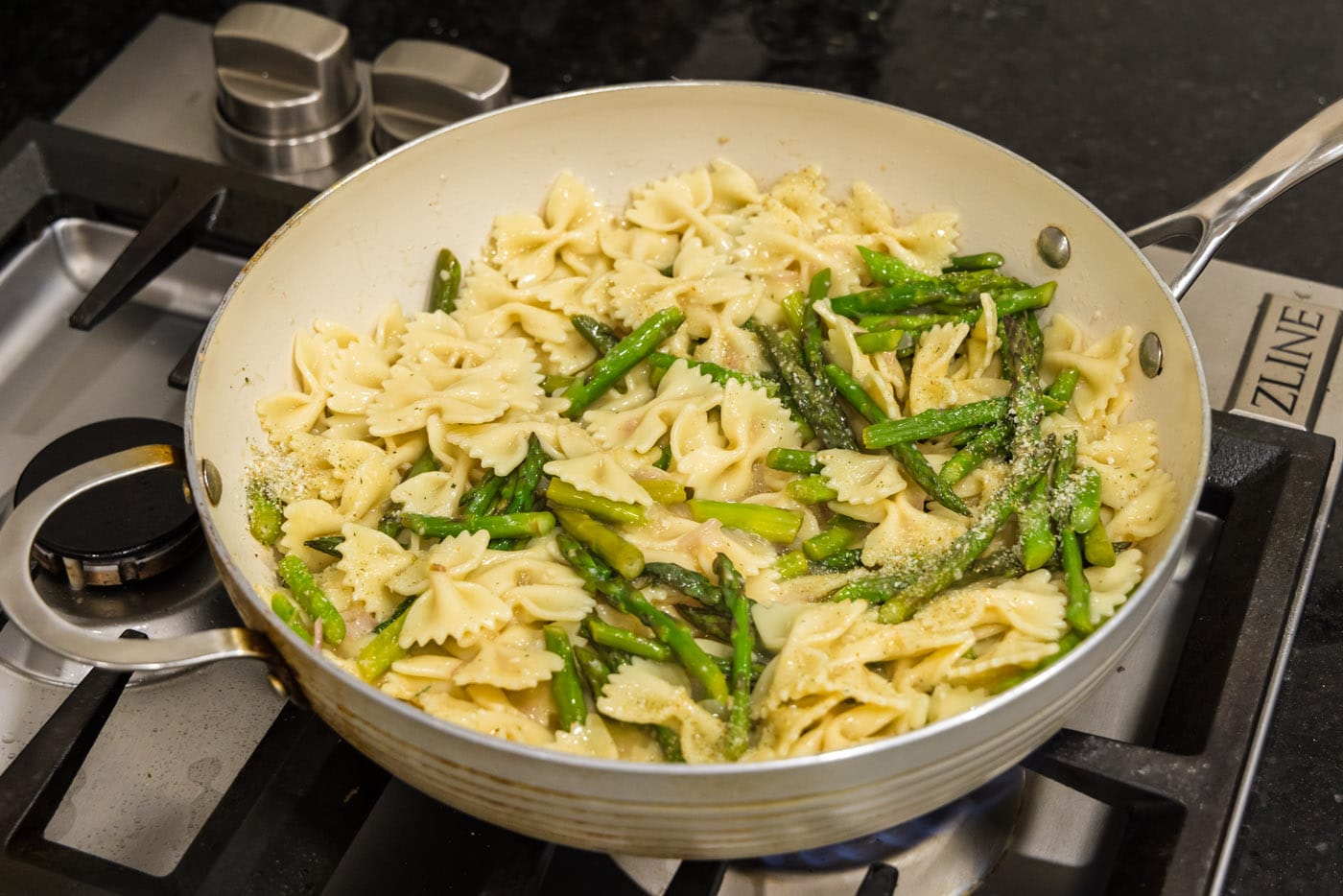 asparagus pasta in a skillet