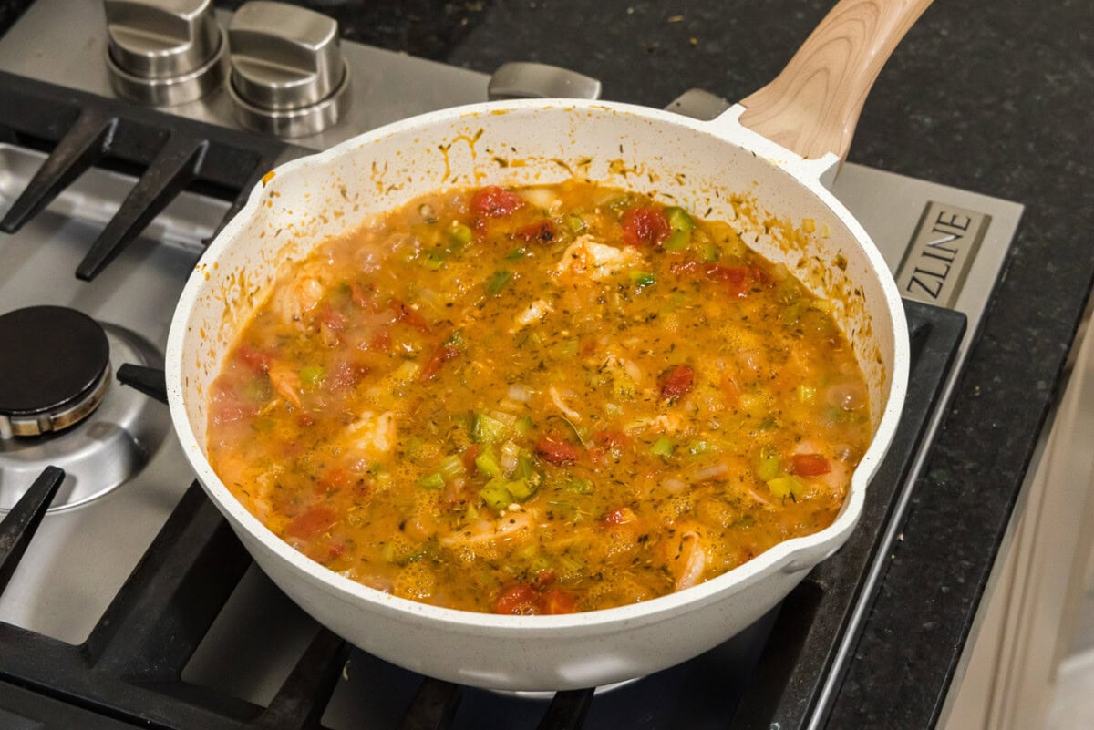 easy shrimp creole in a skillet