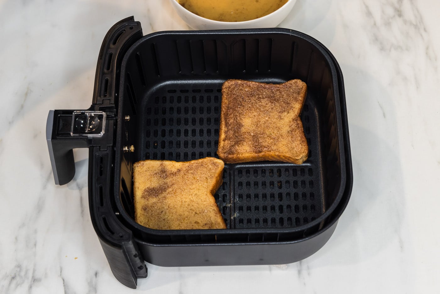 French toast in the air fryer