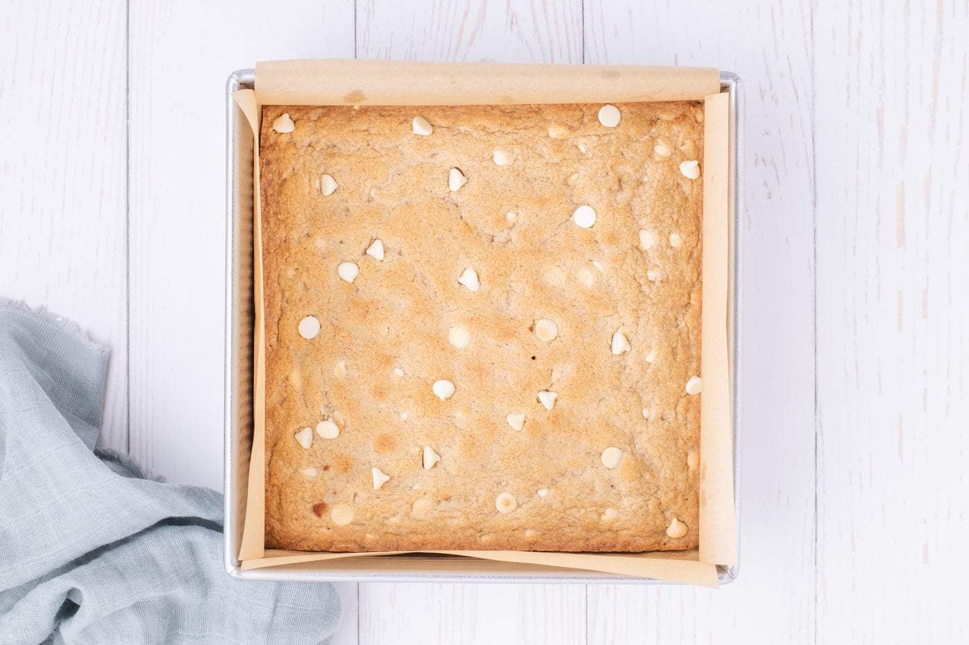 Baked browned butter blondies