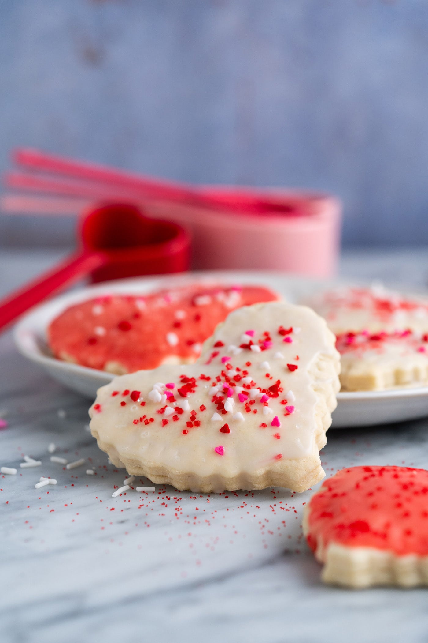 Heart Shaped Pop Tarts - Amanda's Cookin' - Valentine's Day