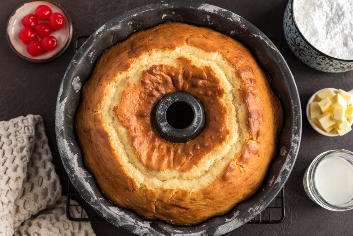 baked cherry bundt cake