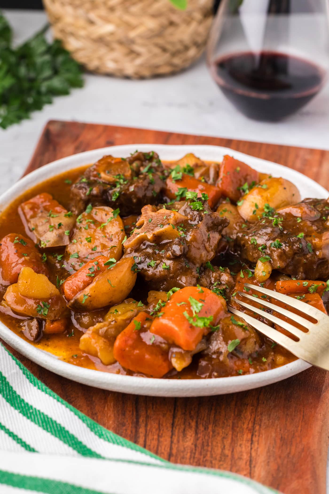 Instant Pot Oxtail - Amanda's Cookin' - Instant Pot