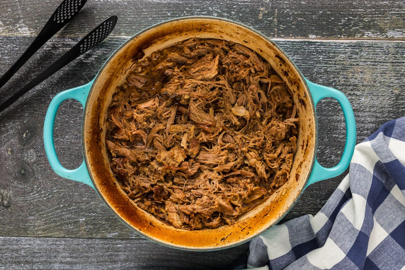 pulled pork in a dutch oven