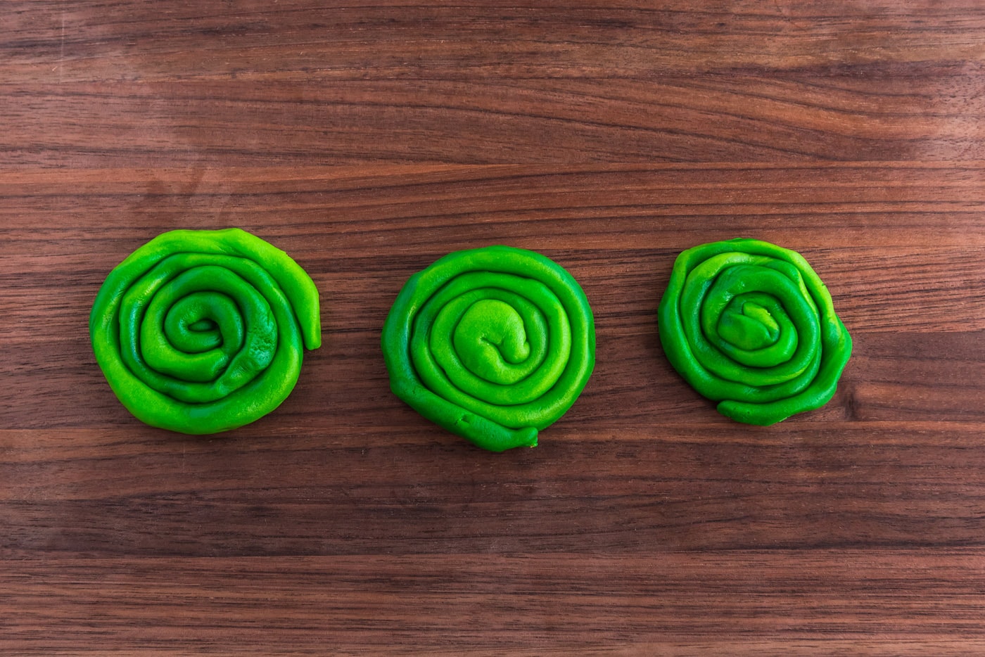 green dough circles