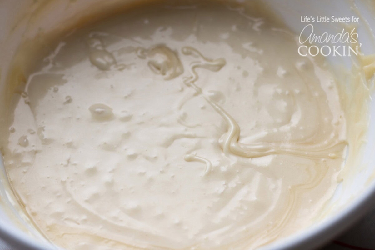 Bowl of cream cheese frosting