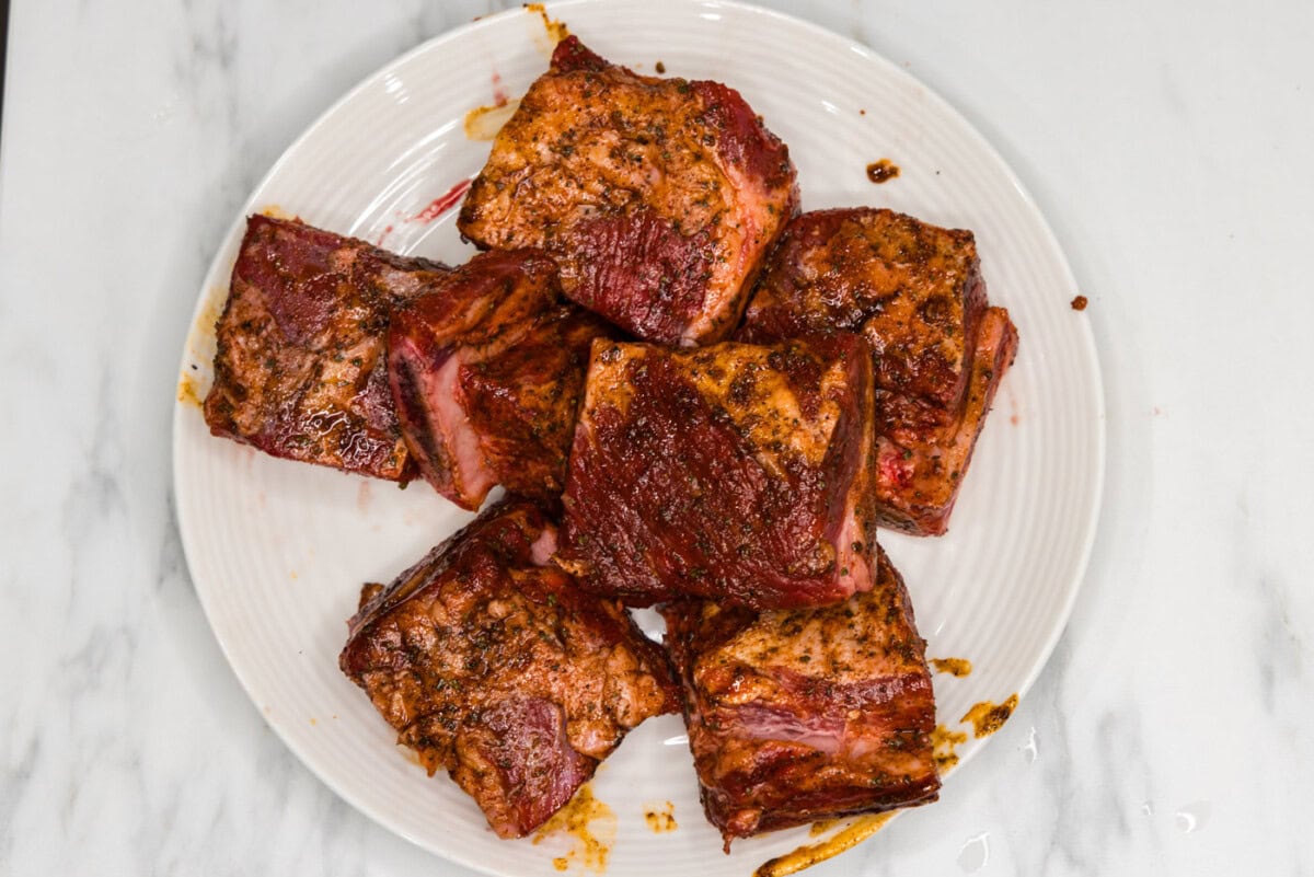 seasoned short ribs on a plate