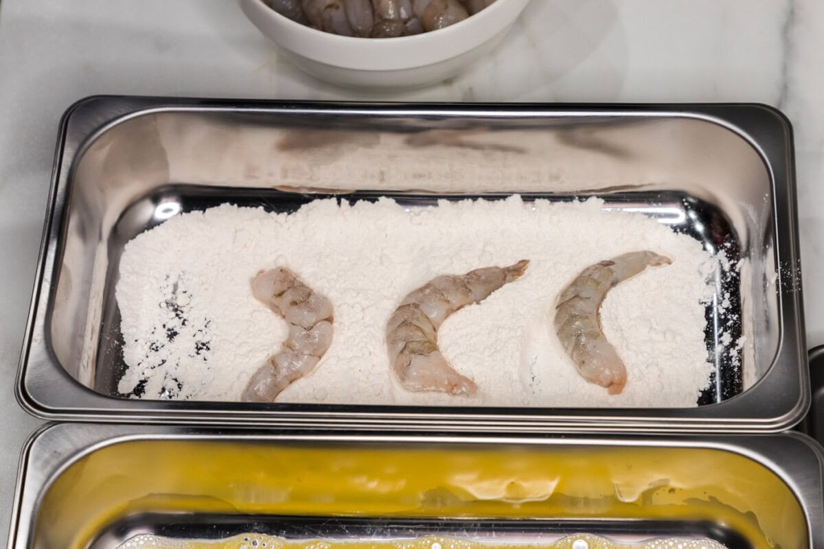 shrimp dipped in flour