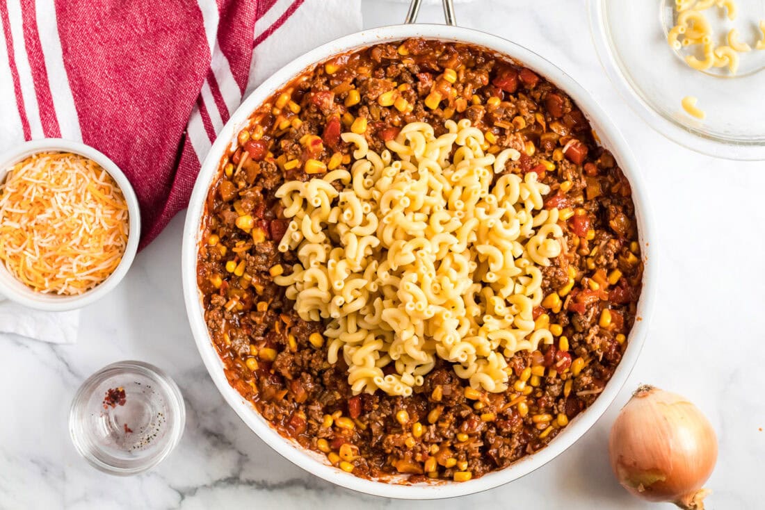 Ground Beef Casserole - Amanda's Cookin' - Ground Beef